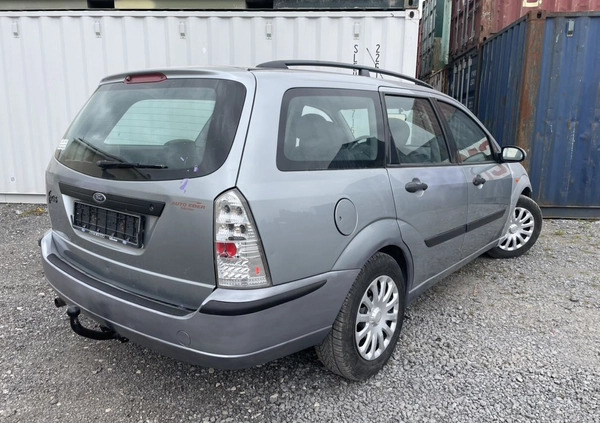 Ford Focus cena 4900 przebieg: 150000, rok produkcji 2004 z Kostrzyn małe 121